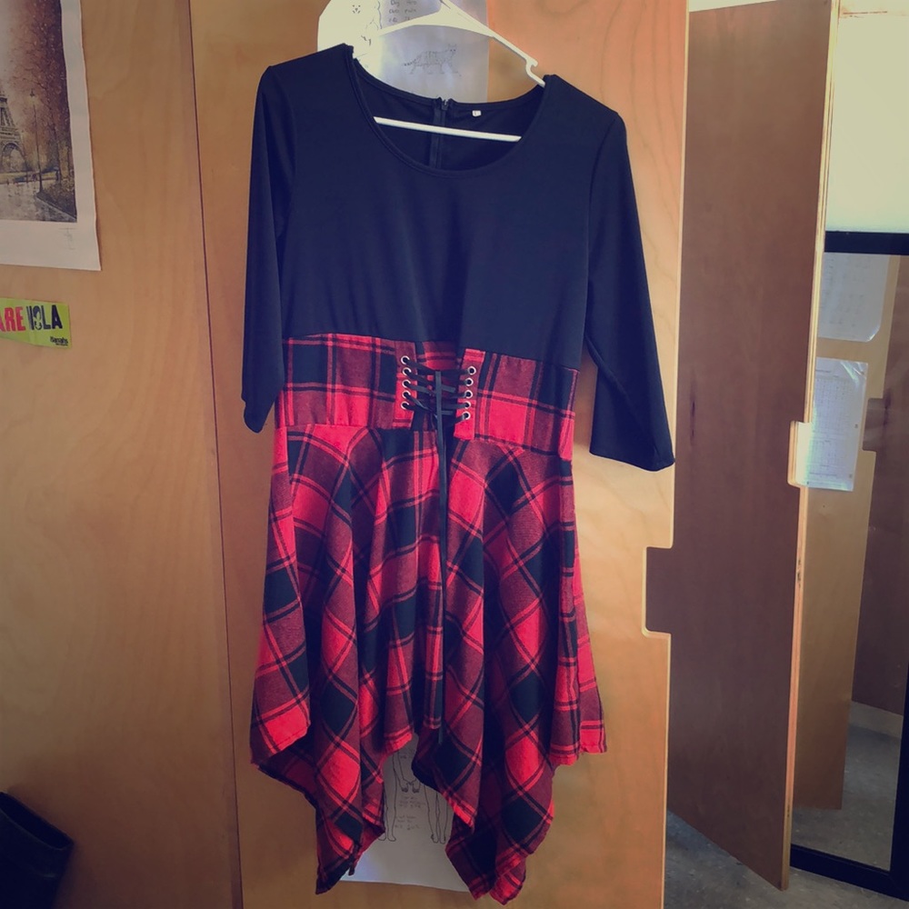 Casual O-neckline Dress with mini lace front